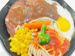 -汤姆家的牛排意面披萨(新城市广场店)