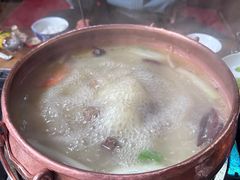 -三锅莊·牦牛肉火锅·香格里拉特色藏餐宴请餐厅(昆明创始店)