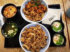 麻婆豆腐牛肉饭-吉野家(成都环球乐天店)