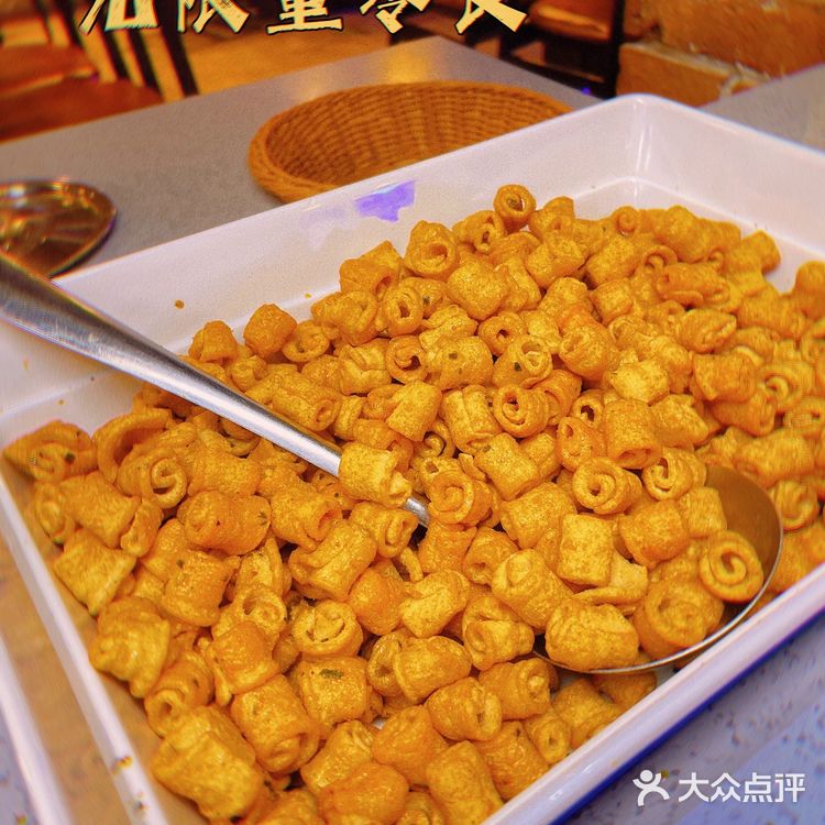 烤肉就选聚十三,味美价廉超划算!