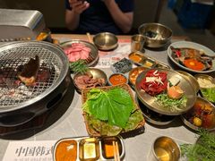 -草家酱蟹炭火烤肉店(珲春南路一店)