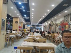 -江城燕子大排档(江汉路步行街店)