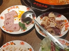 -牛市坎火锅(建设路店)