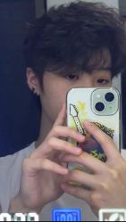 -妃格美发沙龙·烫发·染发