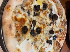 黑松露蘑菇pizza-MOMENTI手工意面(晶耀前滩店)