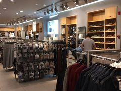 -H&M(华润万象城店)