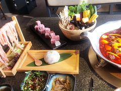 -湊湊火锅·茶憩(和平大悦城店)