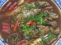 -云河农家乐饭店(福禄缘树山店)