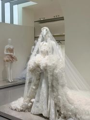 -南京宝娜嫁衣婚纱礼服馆(中央路店)