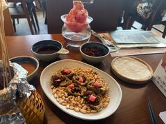 -包整·丝娃娃(一览甲秀楼风景店)