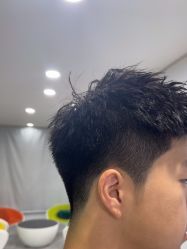 -镁连社·美联社