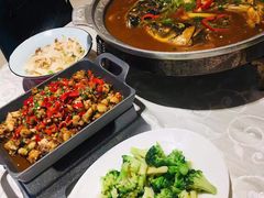 -绿杨春·淮扬宴(庐山路店)