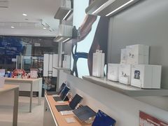 -荣耀授权专卖店(黄浦浙江中路店)