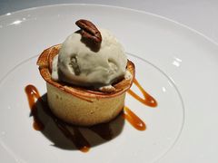 法式暖苹果塔配自制香草冰淇凌-Oyster Talks 四度蚝法餐厅