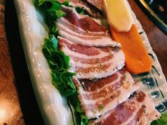 -炼火烤肉店