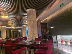 -粤尚腾香居中餐厅(首都机场希尔顿店)