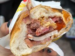 -Bánh Mì Huynh Hoa