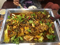 -集草轩·重庆麻辣烤鱼(西湖道店)