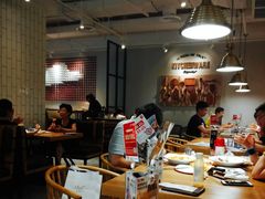 大堂-必胜客(百联又一城店)
