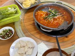-苗侗地道红酸.酸汤鱼·酸汤牛肉