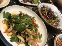 -安东海鲜烧烤大排档(普兰店区店)