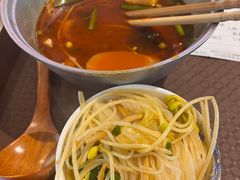 -铁二锅米线童谣洋芋饭(立海大厦店)