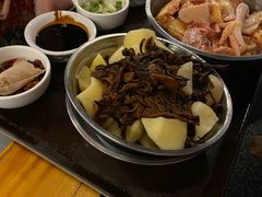 -炮爷东北铁锅炖(棠安路店)