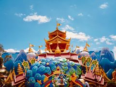 -七彩云南欢乐世界