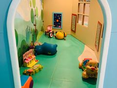 -布鲁豪斯亲子欢乐家庭餐厅