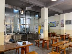 大堂-鸿浩扒猪脚米线