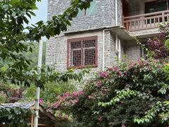 -高荡千年布依古寨旅游景区