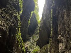 -龙水峡地缝景区
