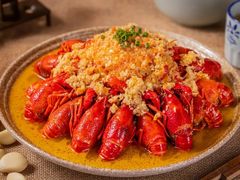 蒜香小龙虾-三千坪超级火锅市场·土灶牛肉火锅