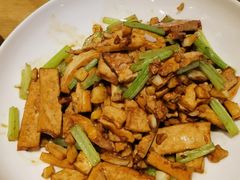 湖南衡山香干-俏湘厨•地道湘菜(建华南路店)