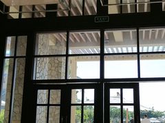 -亚龙湾希尔顿自助餐厅·海鲜·烧烤·沙滩BBQ·现场乐队