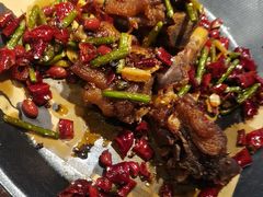 -川流不息·地道川菜·小龙虾(松东路店)