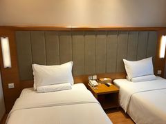 零压大床房-全季酒店(重庆李子坝牛角沱地铁站店)
