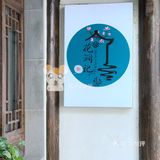 店内能选择的款式很多，对应的假发，有小姐姐帮忙化妆