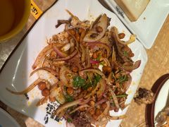-喝丢一只鞋海鲜烧烤·海肠捞饭(东关街店)