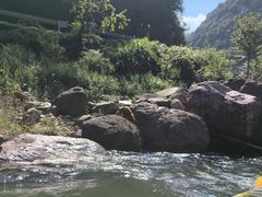 -安吉龙王山峡谷漂流