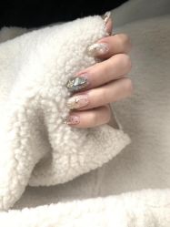 -米小兔美甲美睫