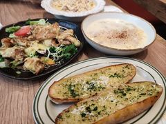 -玛格萝妮比萨屋(四平店)