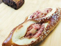 草莓瑰香碱水-野上麦田(中贸广场店)