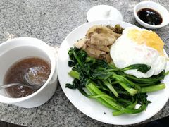 -侯臣咖啡文化村