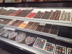 零售区-cocolove创意DIY手工巧克力蛋糕(威高广场店)