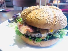 花生酱培根牛肉堡-拉亚汉堡经典餐厅(商城路店)