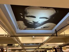 -先锋书店(五台山总店)