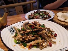 香煎金鞭溪小鱼-印象鲵宴·张家界地标美食名片(溪布街店)