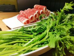 -尚品小土屋涮毛肚(李沧万达店)