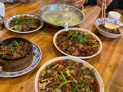 -杨三孃跷脚牛肉(西外棕榈岛店)